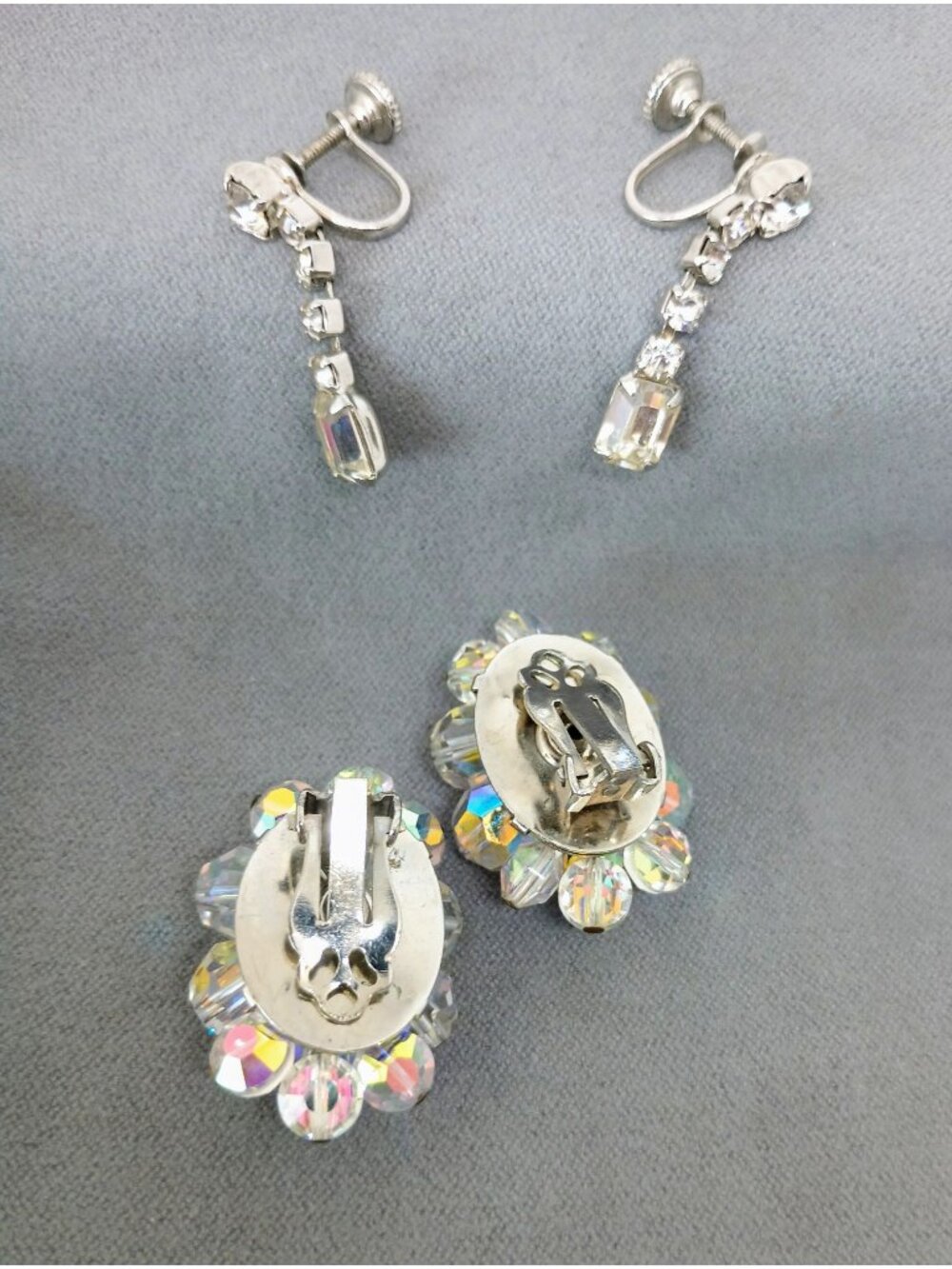 Vintage Crystal Aurora Borealis & Rhinestone Screw Back Clip-On Cluster Earrings - Picture 8 of 8